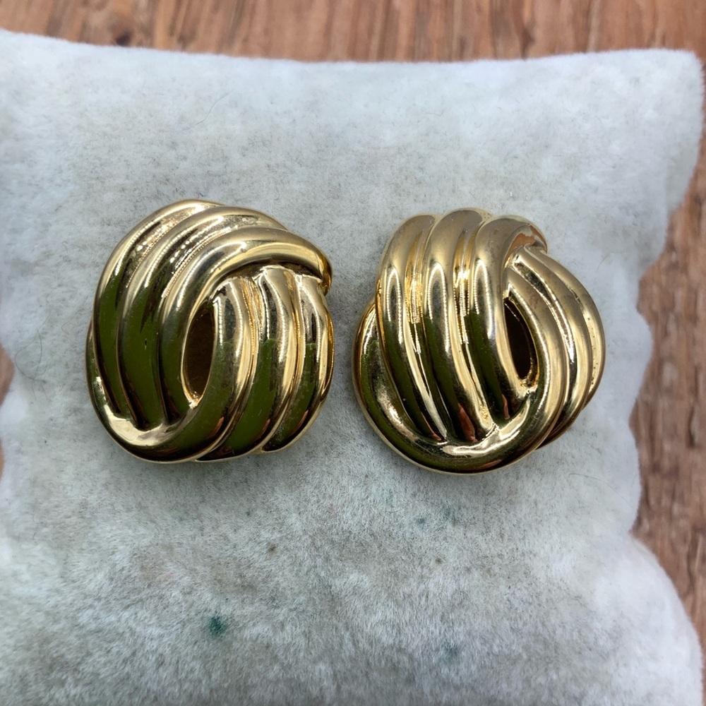 Napier Vintage Classic Gold Knot Intertwined Stud Earrings